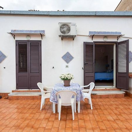 Frank'S House - Appartamento Con Terrazzo In Centro ปาแลร์โม ภายนอก รูปภาพ