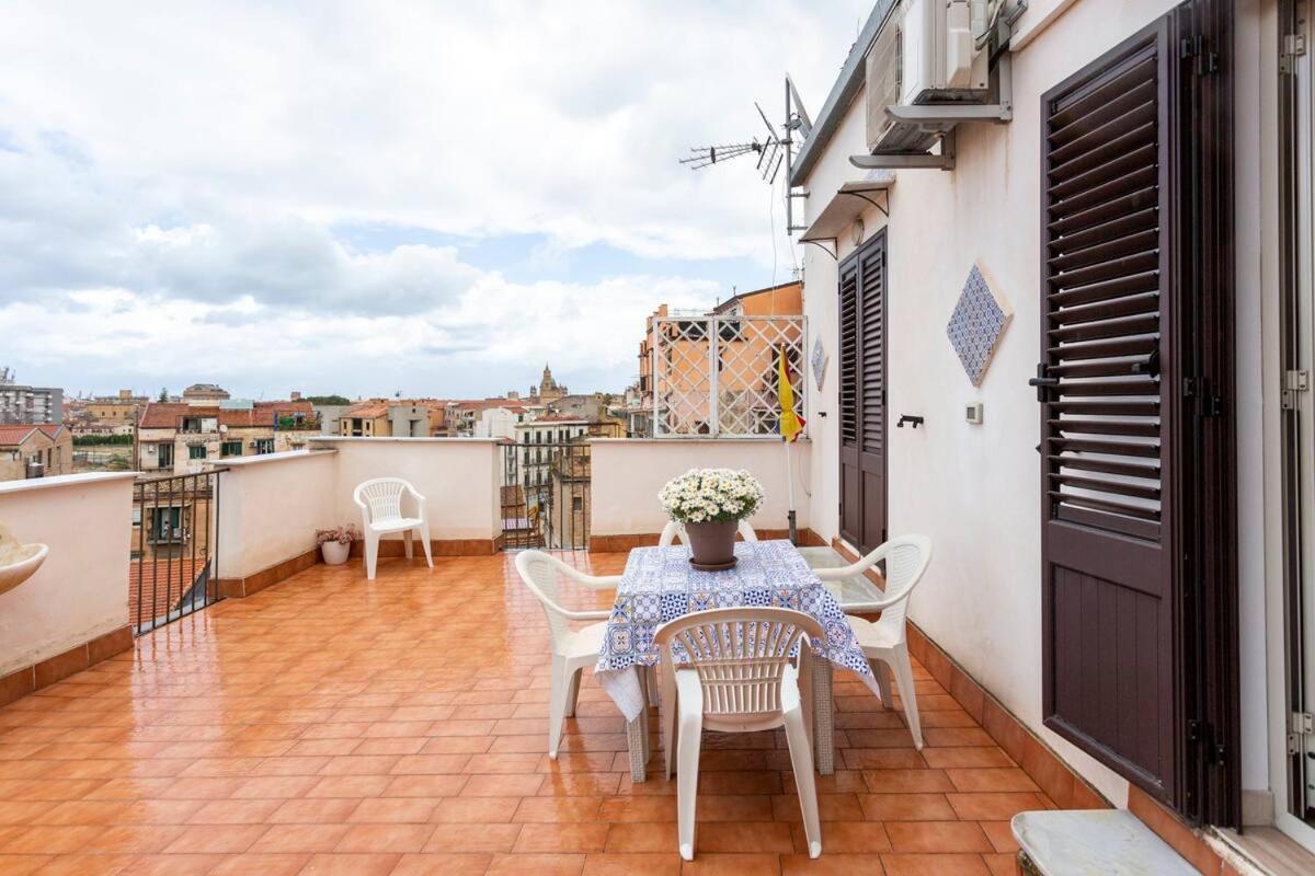 Frank'S House - Appartamento Con Terrazzo In Centro ปาแลร์โม ภายนอก รูปภาพ