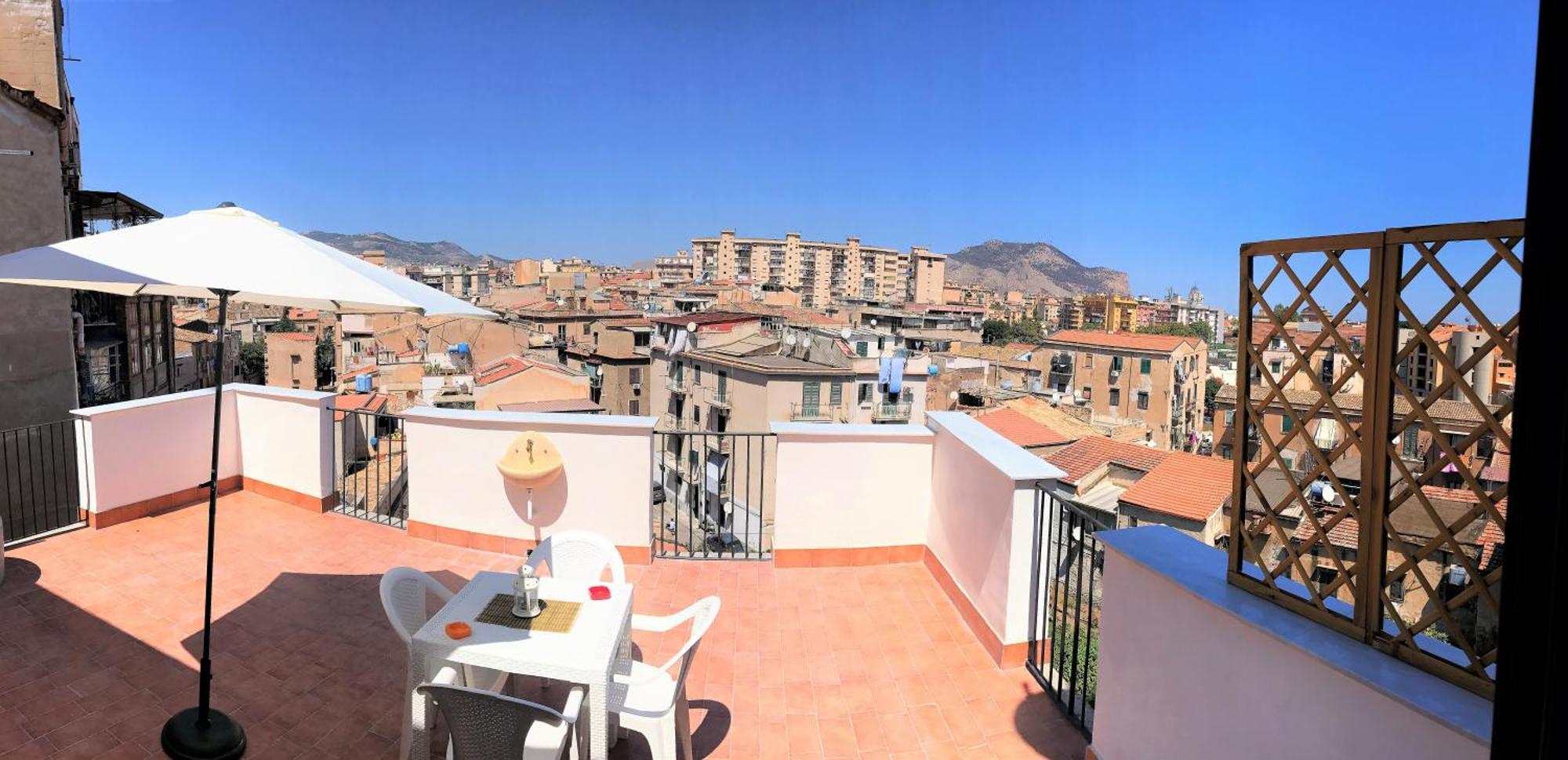 Frank'S House - Appartamento Con Terrazzo In Centro ปาแลร์โม ภายนอก รูปภาพ